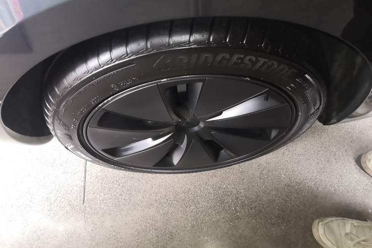 Used Tesla Model 3 2025 Rear-Wheel-Drive Version
