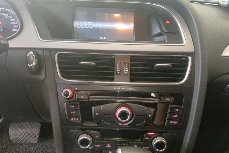 Used Audi A4L 2015 35 TFSI Automatic Standard Model
