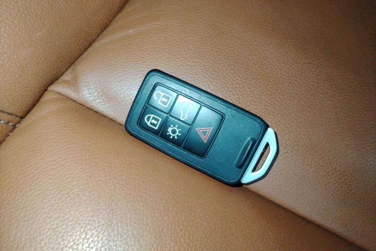 Used Volvo V60 2017 T5 Zhiyi Edition China V Standard
