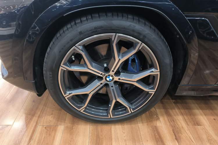 Used BMW X6 2022 xDrive40i Luxury Edition M Sport Package
