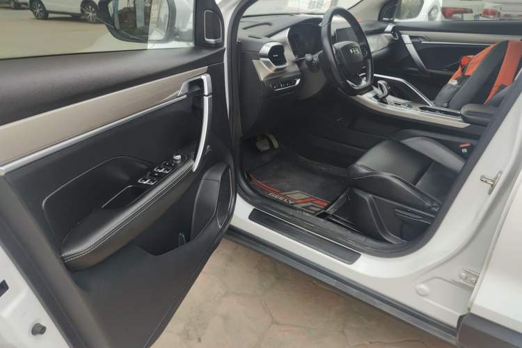 Used Geely Auto Coolray 2019 260T DCT Knight China VI Standard
