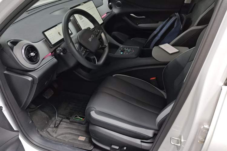 Used BYD Sealion 05 DM-i 2025 DM-i Smart Drive 115KM Flagship Model
