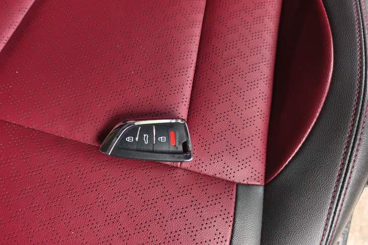 Used Dongfeng Aeolus AX7 2021 PRO 1.6T Automatic Smart Edition
