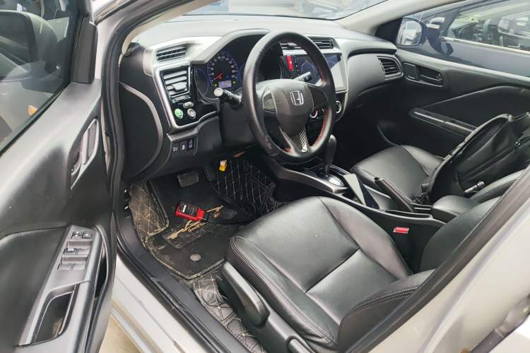 Used Honda City 2015 1.5L CVT Luxury Edition
