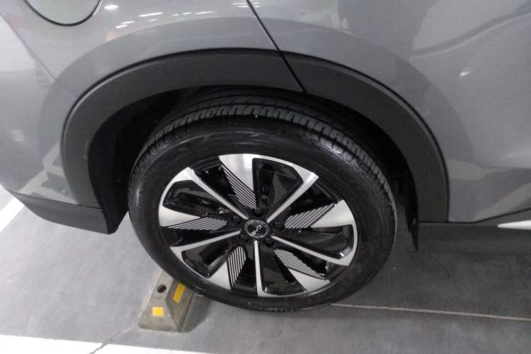 Used BYD Song PLUS New Energy 2025 EV Intelligent Driving Version 520km Premium Model