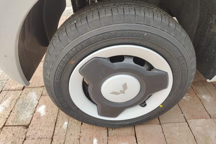 Used Wuling Hongguang MINIEV 2024 3rd Generation 215km Youth Edition
