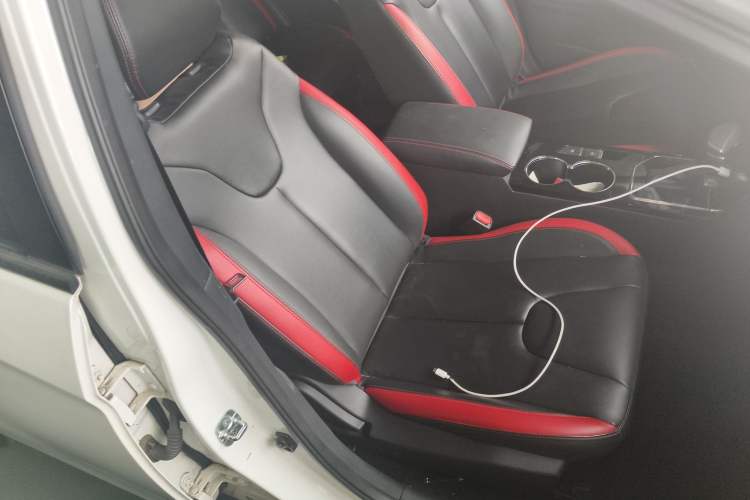 Used Venucia D60 2019 100 000 Honor 1.6L XL CVT Chenku Edition China VI Standard