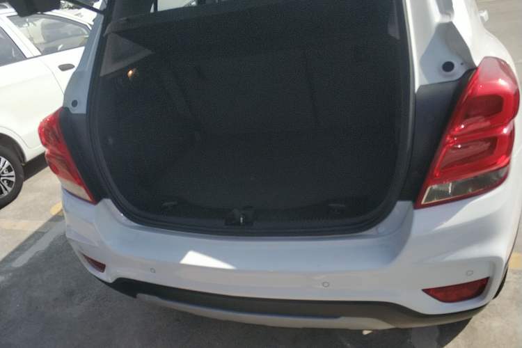 Used Chevrolet Trax 2018 330T Automatic All-Wheel-Drive Flagship Model