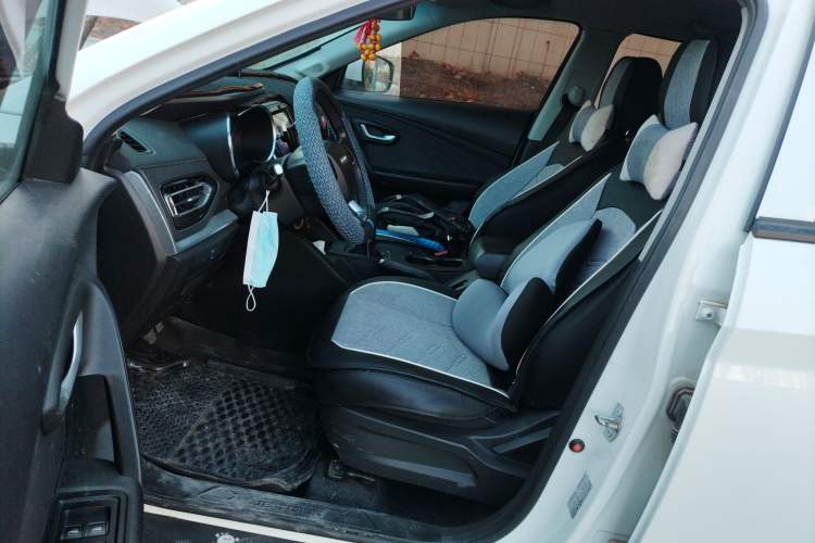 Used JETOUR X70M 2020 Revised 1.5T Manual Partner Version 5-Seater
