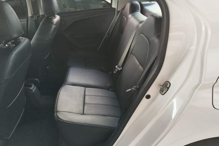 Used Peugeot 301 2016 1.6L Manual Comfort Edition