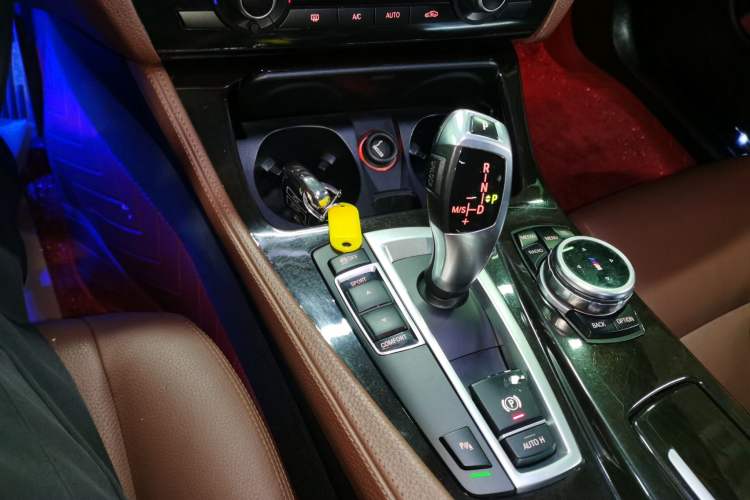 Used BMW 5 Series 2014 525Li Luxury Design Package