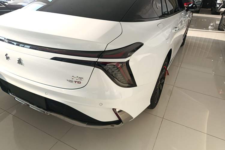 Used Hongqi H6 2024 2.0T ZhiZhen Edition