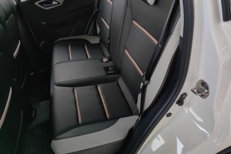 Used SOL E10X 2021 302 km Range Fashion Edition 30.2 kWh
