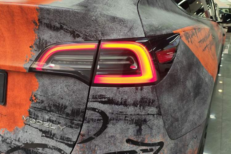 Used Tesla Model Y 2023 Rear-Wheel-Drive Version