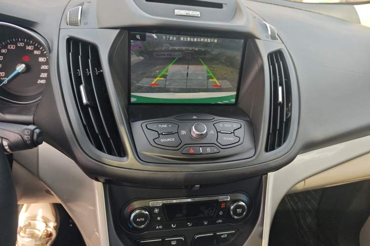 Used Ford Kuga 2013 1.6L GTDi 4x4 Elite Model
