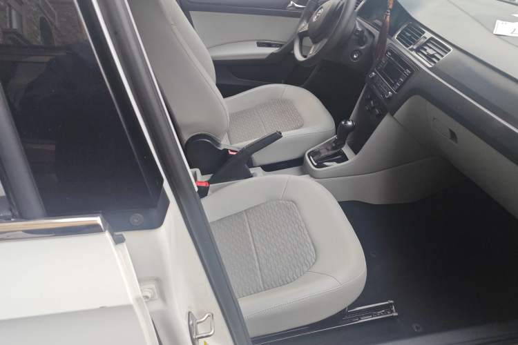 Used Skoda Rapid 2016 1.6L Automatic Chuanxing Edition
