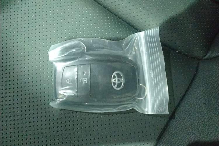 Used Toyota FRONTLANDER 2022 2.0L CVT Luxury Edition