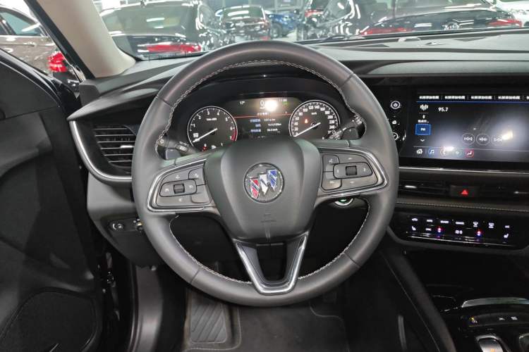 Used Buick Envision 2022 Encore S 552T Two-Wheel-Drive Luxury Model

