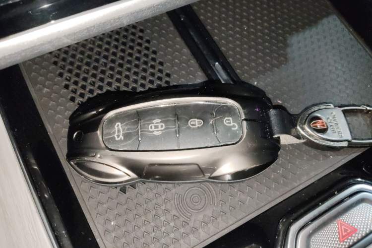 Used Hongqi HS5 2025 2.0T All-Wheel-Drive Flagship Pro Edition
