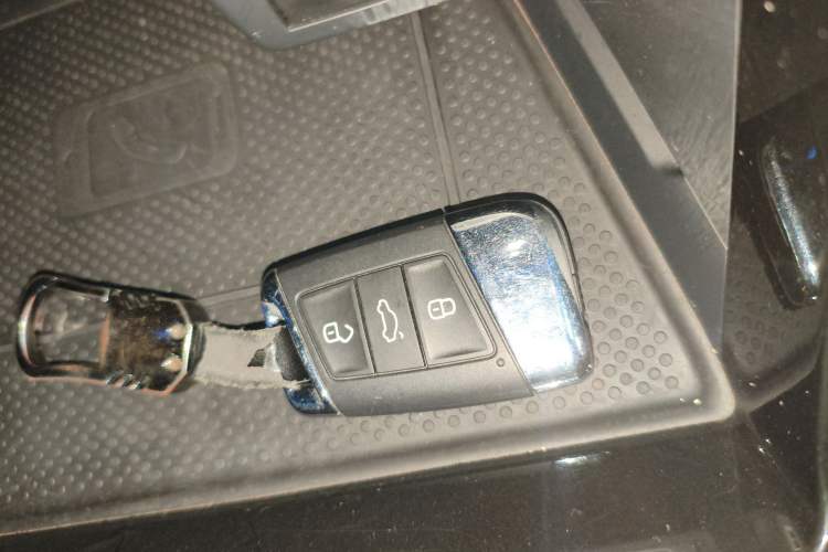 Used Volkswagen Passat 2022 330TSI Starry Luxury Edition
