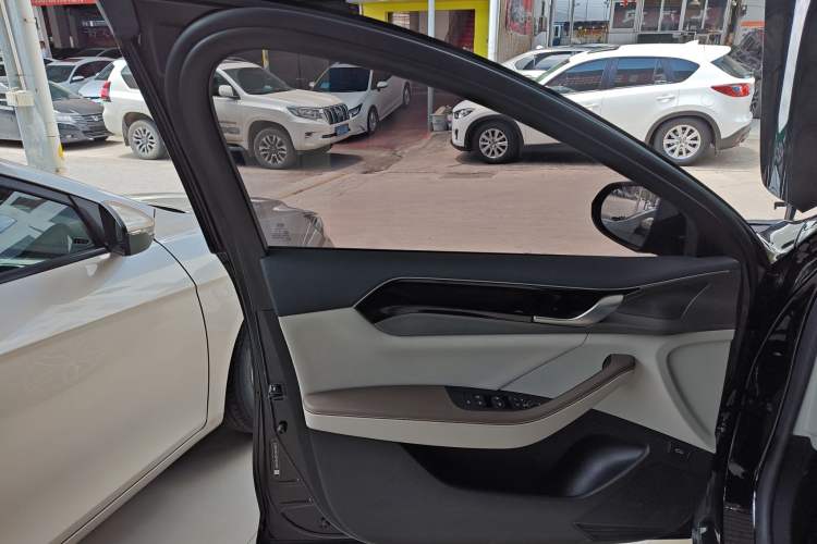 Used BYD Qin PLUS 2023 Champion Edition DM-i 55KM Superior Model
