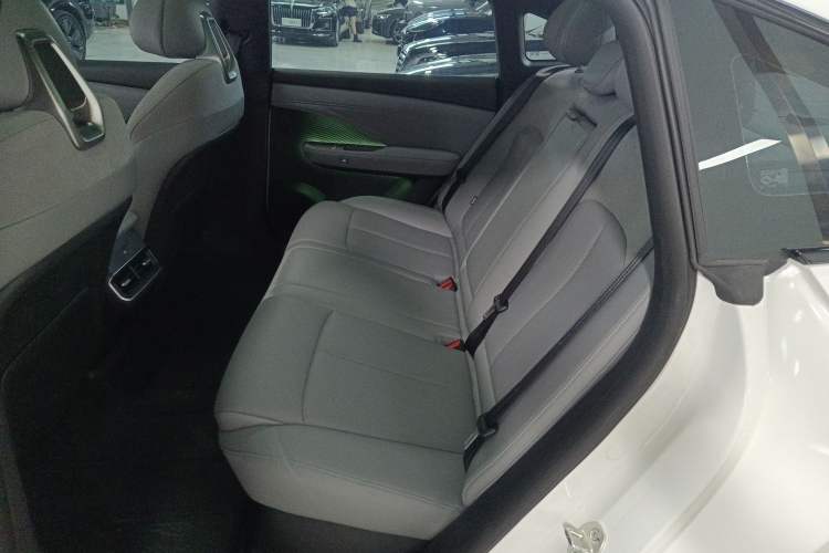 Used Nissan N7 2025 510 Max
