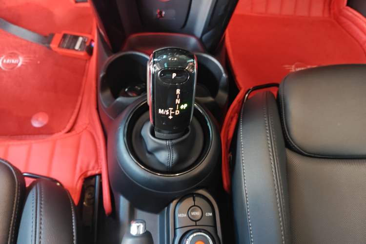 Used  MINI 2020 1.5T COOPER Classic Edition
