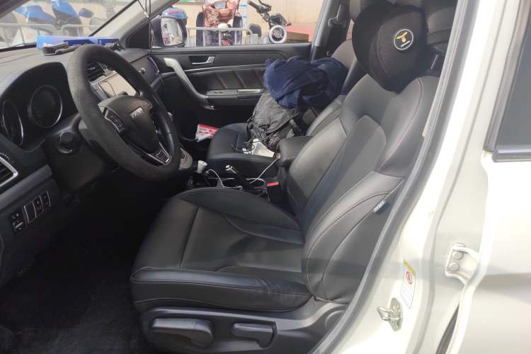 Used Haval M6 2018 Revised Version 1.5T DCT Two-Wheel Drive Elite Edition