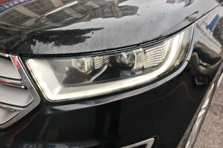 Used Ford Edge 2018 EcoBoost 245 Two-Wheel-Drive Titanium 7-Seater China V Standard
