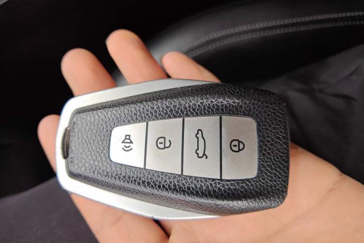 Used Geely Auto Emgrand 2023 4th Generation Champion Edition 1.5L CVT Prestige Model
