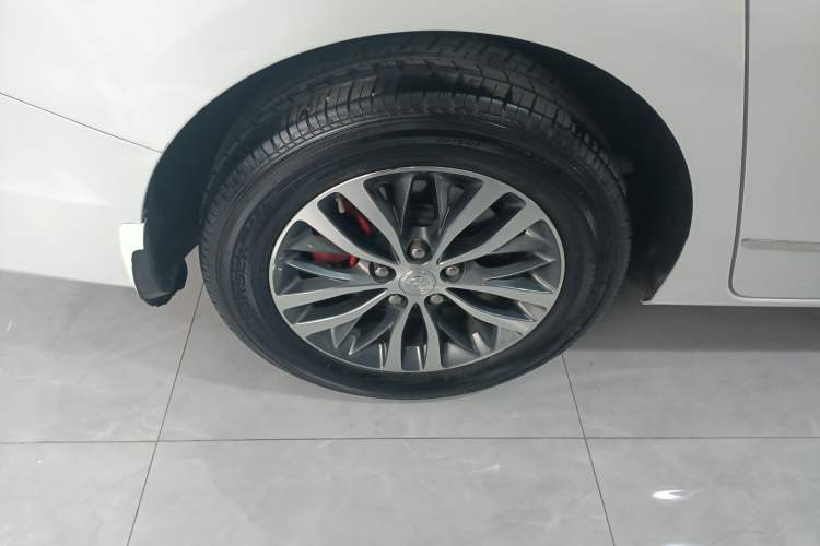 Used Buick GL8 2021 ES Landtrek 653T Comfort Edition