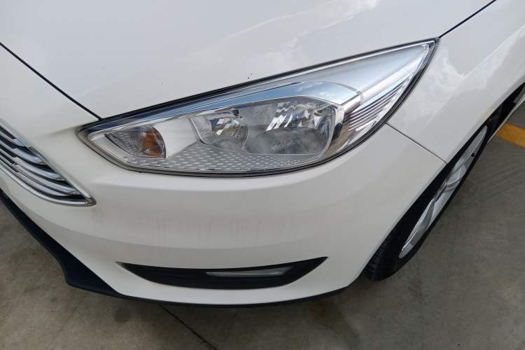 Used Ford Focus 2015 Sedan 1.6L Automatic Comfort Model