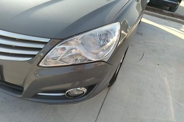 Used Hyundai Celesta 2015 1.6L Automatic Luxury Model