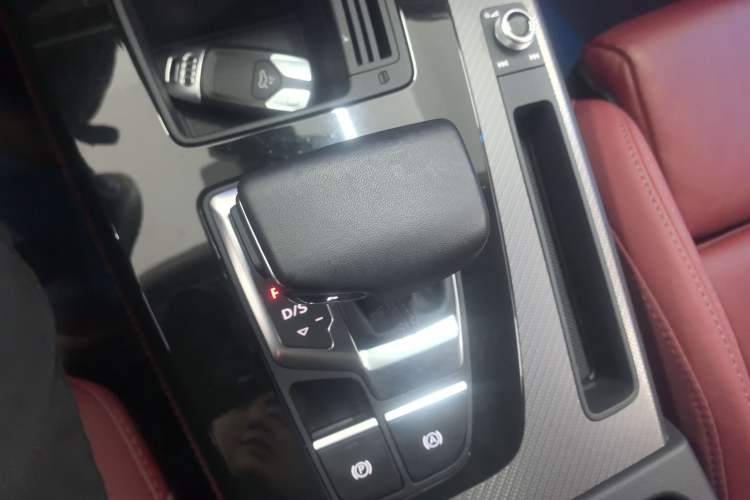 Used Audi Q5L 2022 Updated 40T Luxury Dynamic Edition
