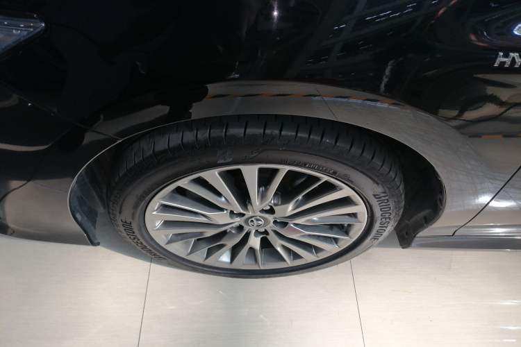 Used Toyota Camry 2019 Revised Version Dual-Engine 2.5 HG Luxury Edition
