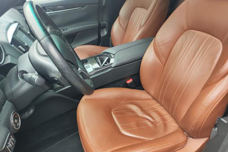 Used Maserati Ghibli 2014 3.0T Standard Edition
