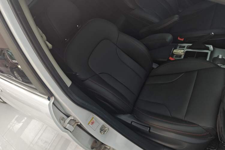 Used Haval H6 2017 Classic Edition 1.5T Automatic Two-Wheel Drive Elite Model