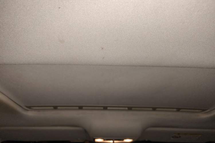 Used Volkswagen Santana 2015 1.6L Manual Comfort Edition
