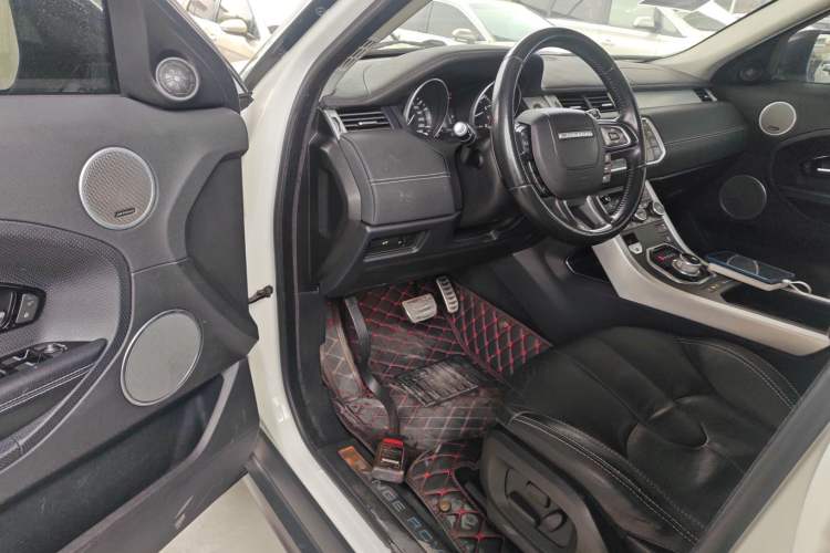 Used Land Rover Range Rover Evoque 2014 2.0T 5-Door Ignite Edition
