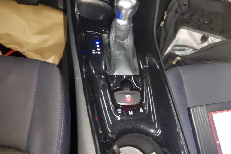 Used Toyota C-HR 2018 2.0L Leading Edition China VI
