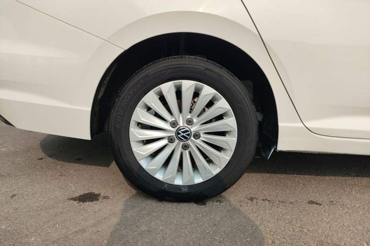 Used Volkswagen Lavida 2021 1.5L Automatic Comfort Edition
