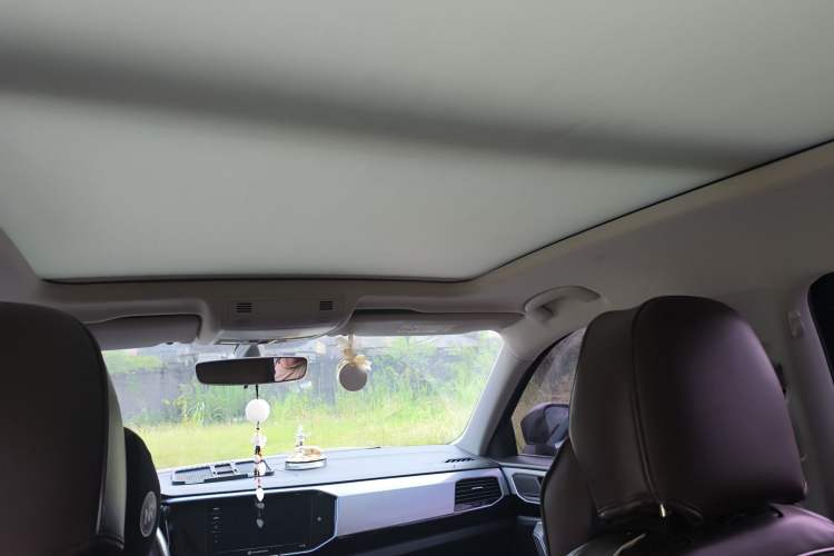 Used Volkswagen Tayron 2020 330TSI Two-Wheel Drive Luxury Smart Connectivity Version
