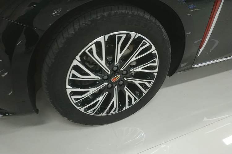Used Hongqi H5 2024 2.0T Automatic Smart Connect Flagship Edition