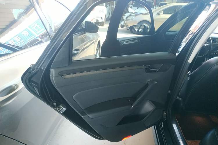 Used Volkswagen Passat 2017 330TSI DSG Prestige Edition
