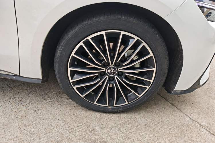 Used BYD Han 2020 EV Long-Range Luxury Model