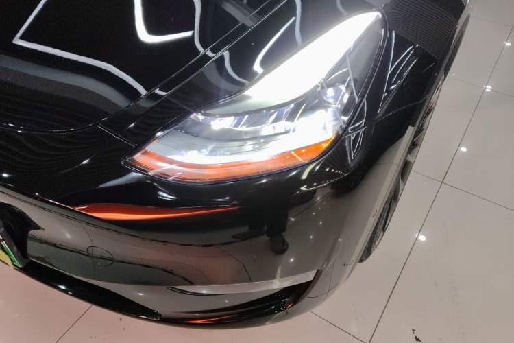 Used Tesla Model Y 2021 Long-Range All-Wheel-Drive Version