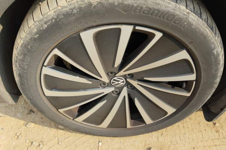 Used Volkswagen ID.4 X 2023 Ultra-Intelligent Long-Range Version