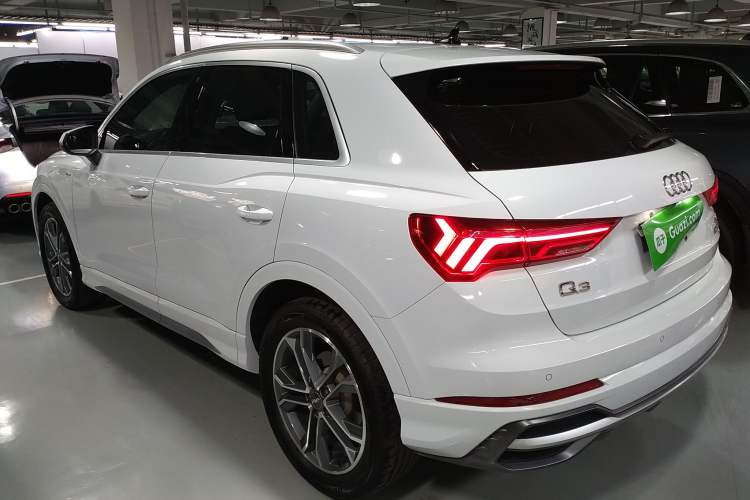 Used Audi Q3 2020 40 TFSI Fashion Dynamic Model