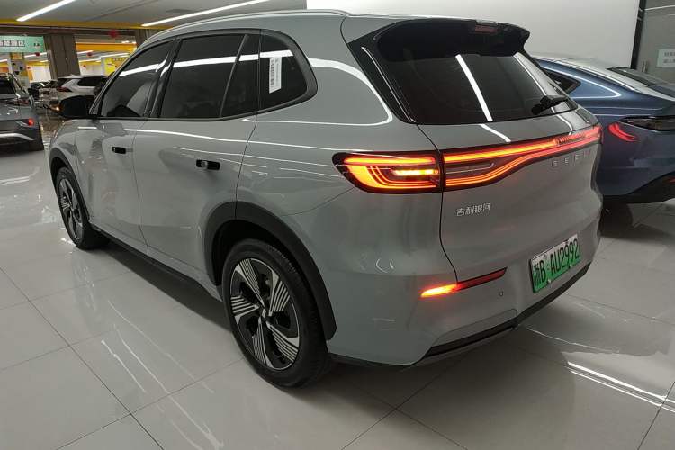 Used  E5 2024 530 km Exploration+ Version