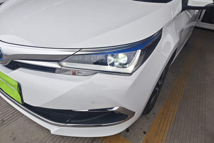 Used Toyota Corolla 2017 Revised Dual-Engine 1.8L E-CVT Elite Edition
